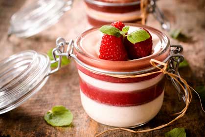 Deser panna cotta